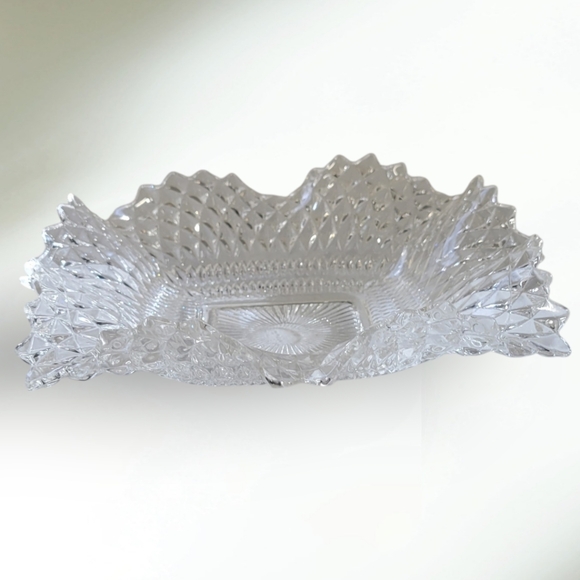Indiana Glass Vintage 1940s Diamond Candy Dish Bowl Ruffled Edge Made in USA - Picture 3 of 7